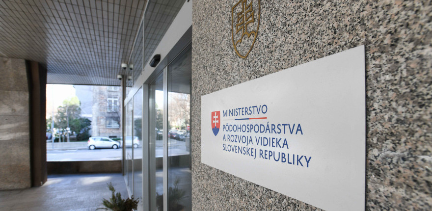 Mimoriadne núdzové opatrenia na zvýšenie biologickej bezpečnosti chovov (SLAK)